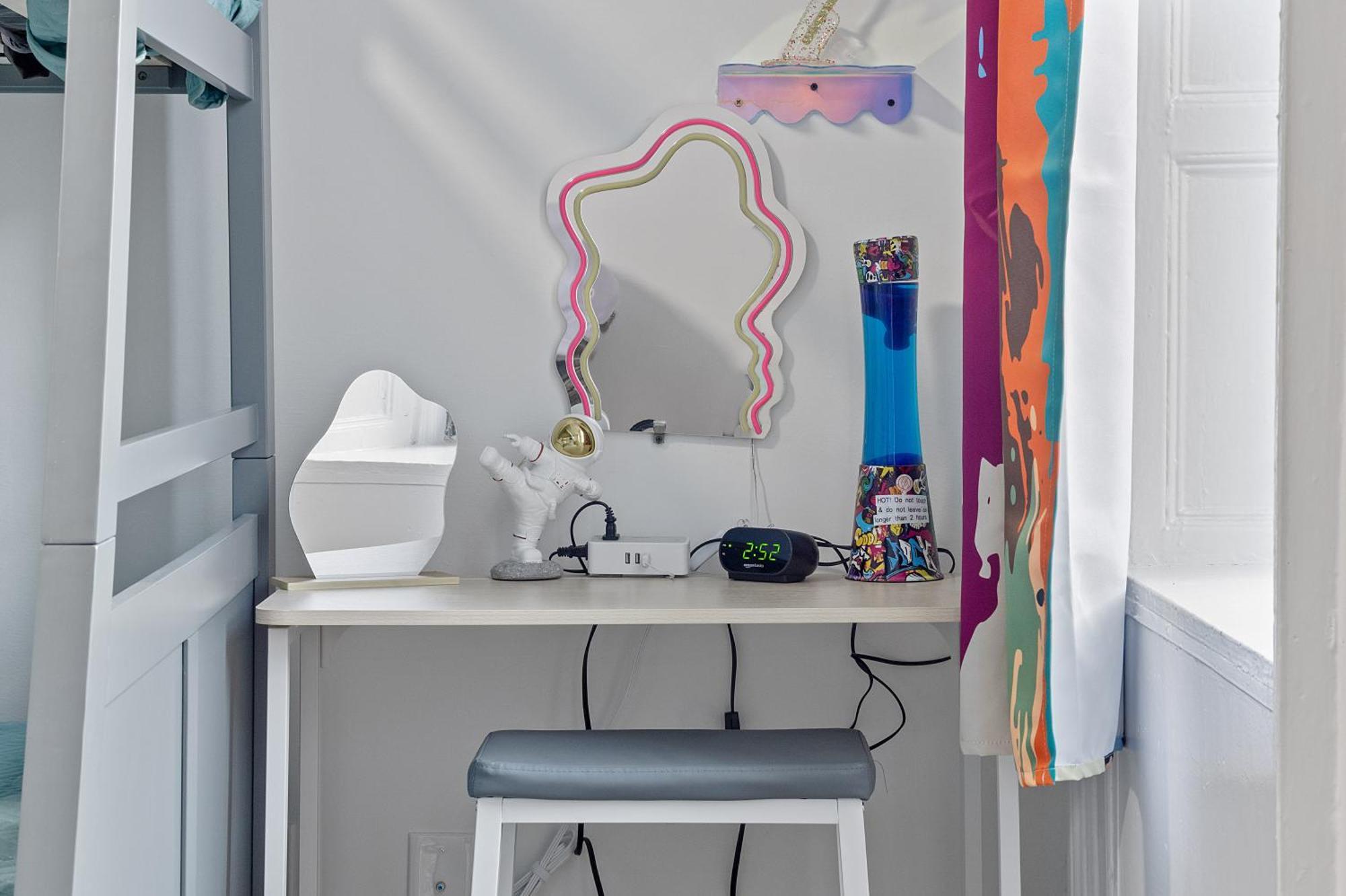 Funky & Colorful Urban Getaway, 20 Minutes To Nyc Appartement Hoboken Buitenkant foto